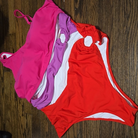 Gabi Fresh X Eloquii One Shoulder Swimsuit Size 24 - Picture 3 of 6